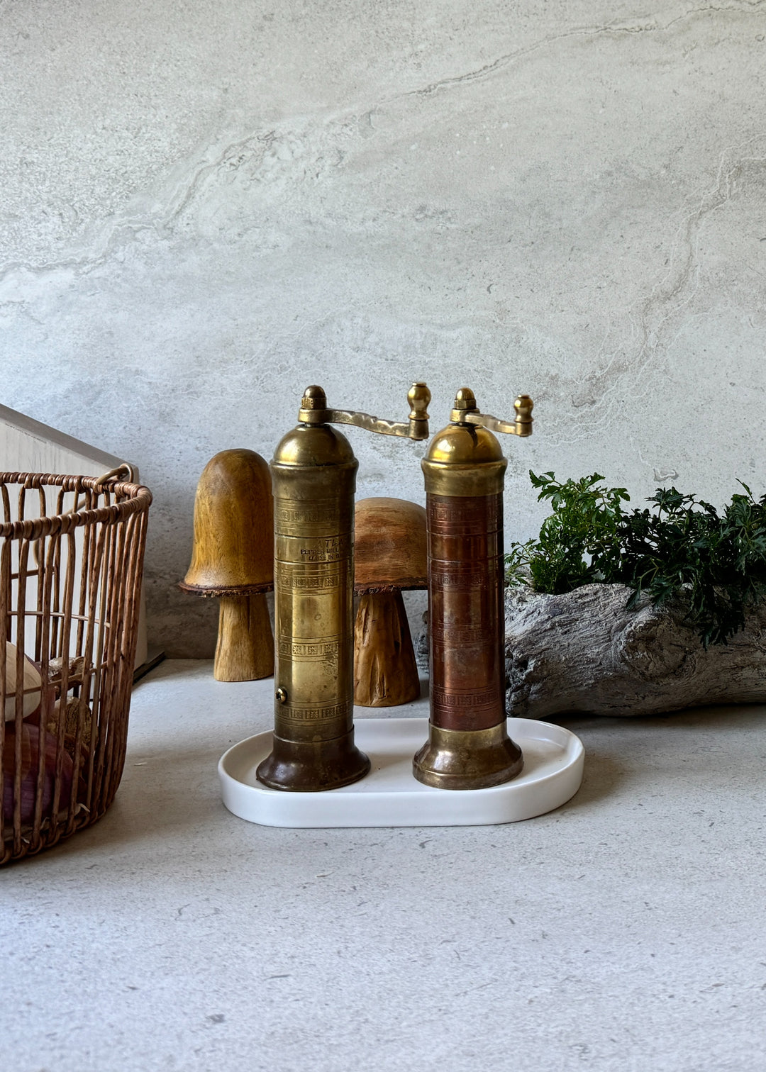 Deco Oval Catchall Tray Small