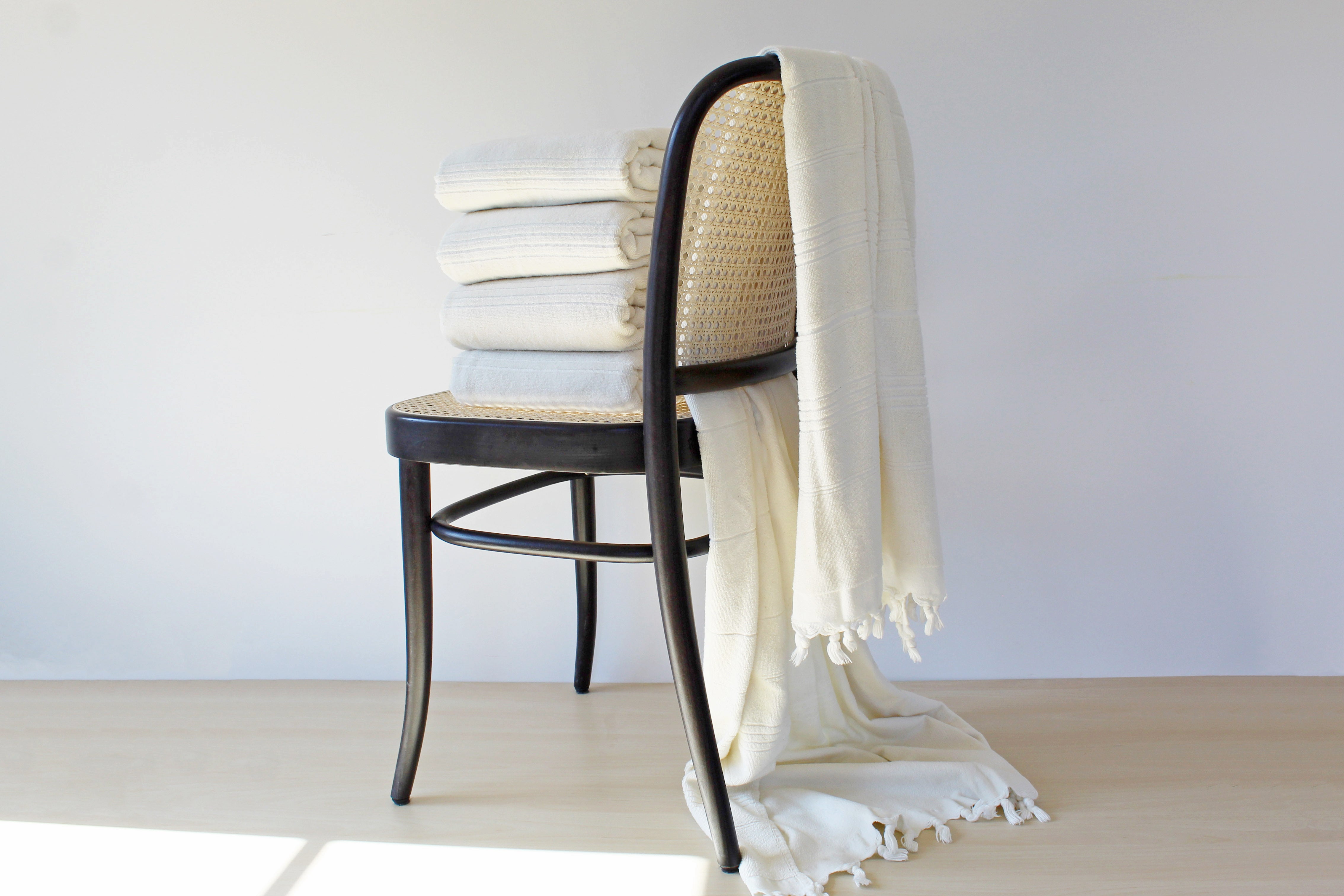 The Difference Between Turkish Towels and Regular Towels