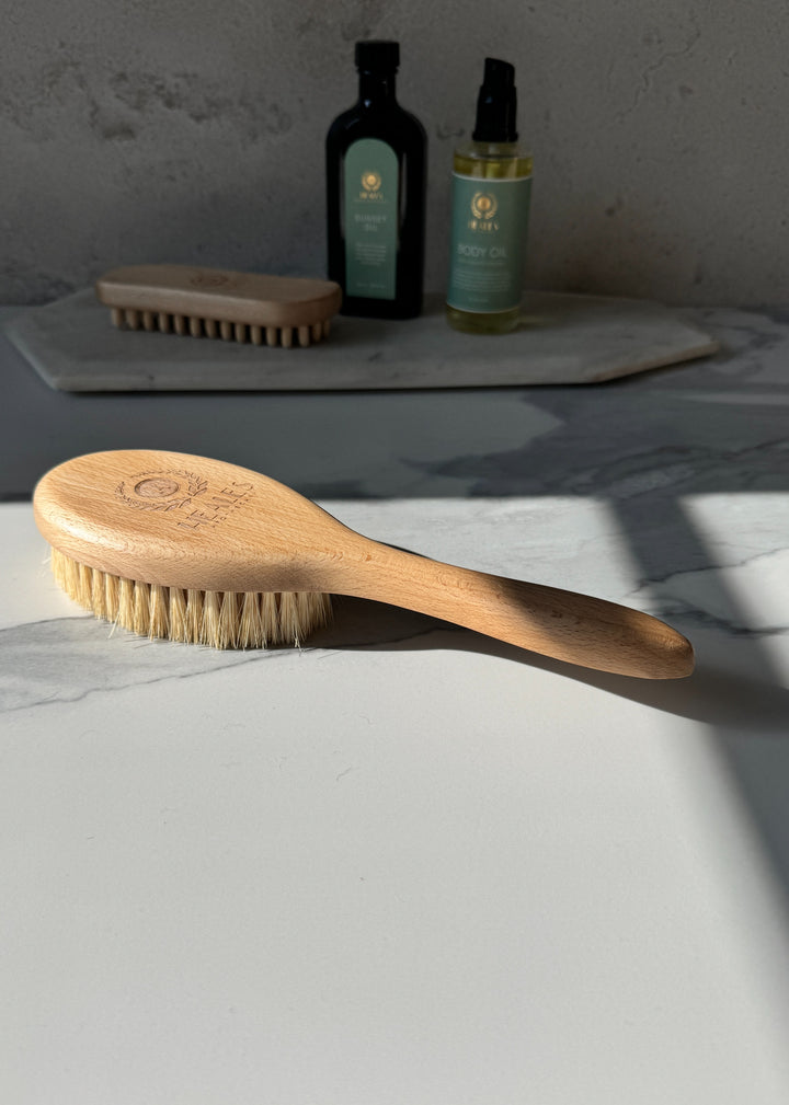 Heales Apothecary Dry Brush