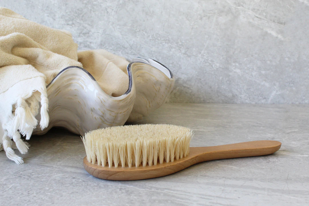 Heales Apothecary Dry Brush
